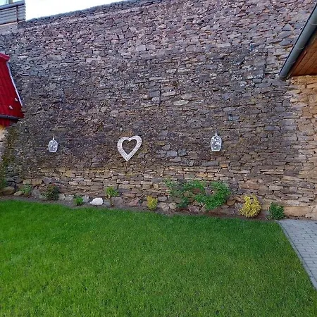 Vila Monica Kralovsky Chlmec