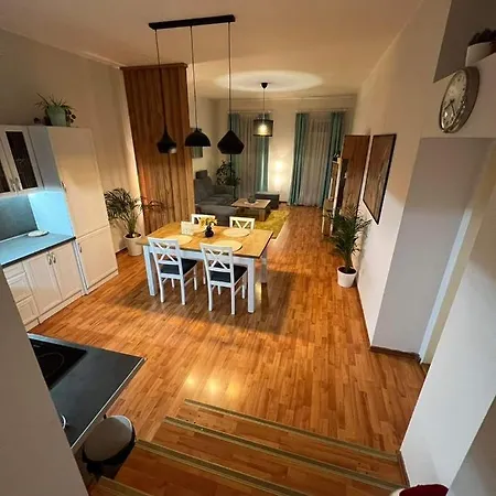 Monica * Királyhelmec